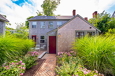 8 Walnut Lane