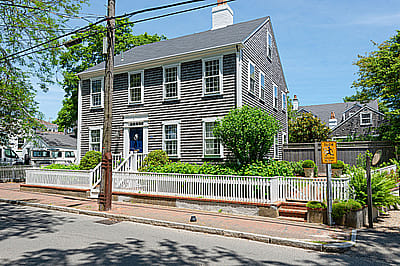 24 Pleasant Street