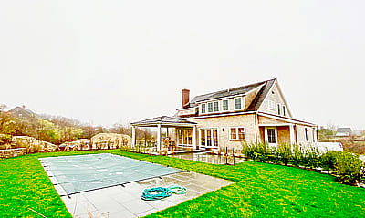32 Dukes Road