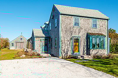 6 Swayzes Drive