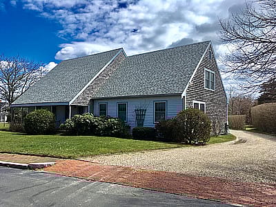 10 Washaman Avenue