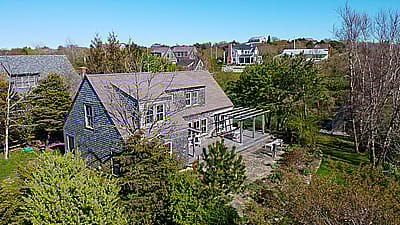 18 Dukes Road