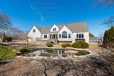 2 Green Hollow Road