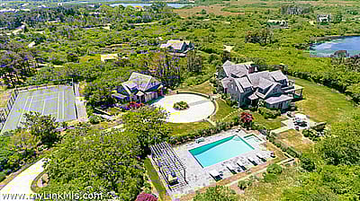 8 Maxey Pond Road