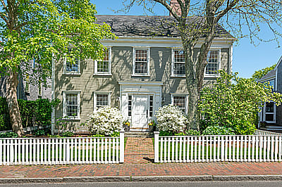 17 Gardner Street