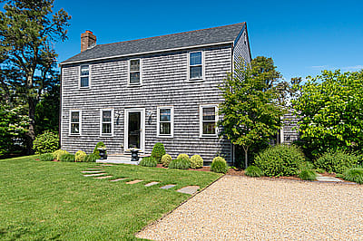11 Gray Avenue