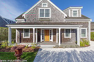 8 Aurora Way