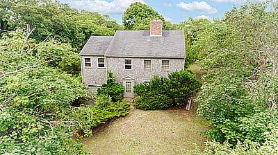 10 Angola Street