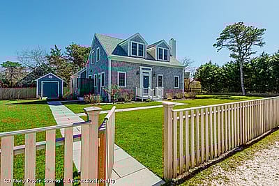 50 Hummock Pond Road