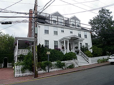 61 Center Street