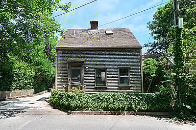 12 West York Lane