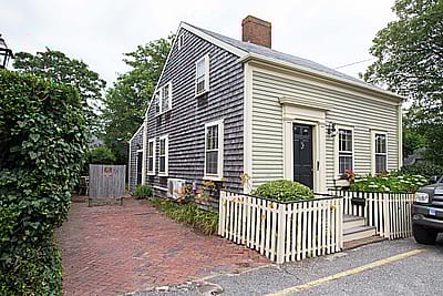 1 Beaver Street