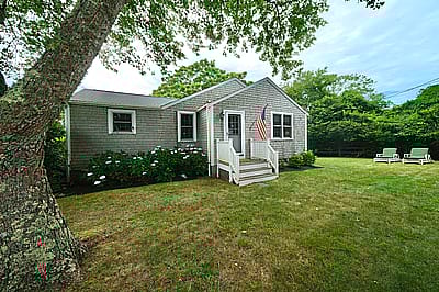 11 Roberts Lane