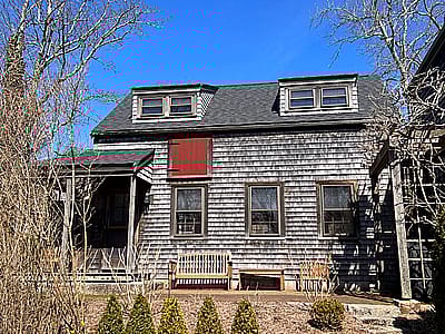 7 West Chester Street