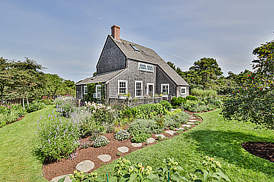 4 Weweeder Avenue