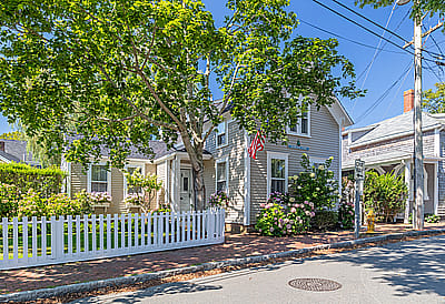 21 Pine Street