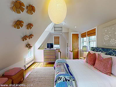 51B Pleasant Street