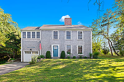 10 Angola Street