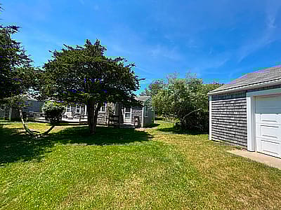 60 Burnell Street