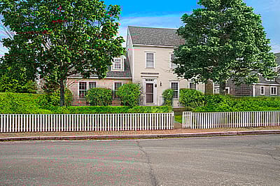 22 Washaman Avenue