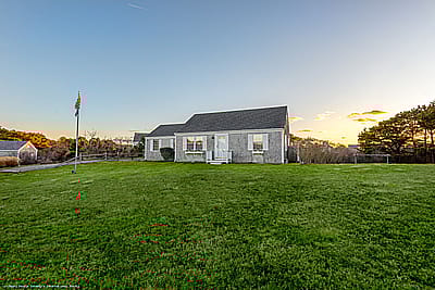  12 Swift Rock Road
