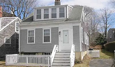  7 Lily Street