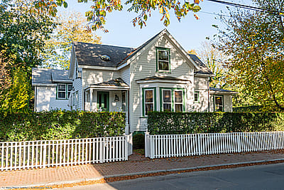  38 Pleasant Street