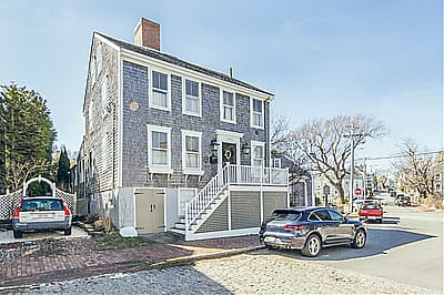  28 North Water Street